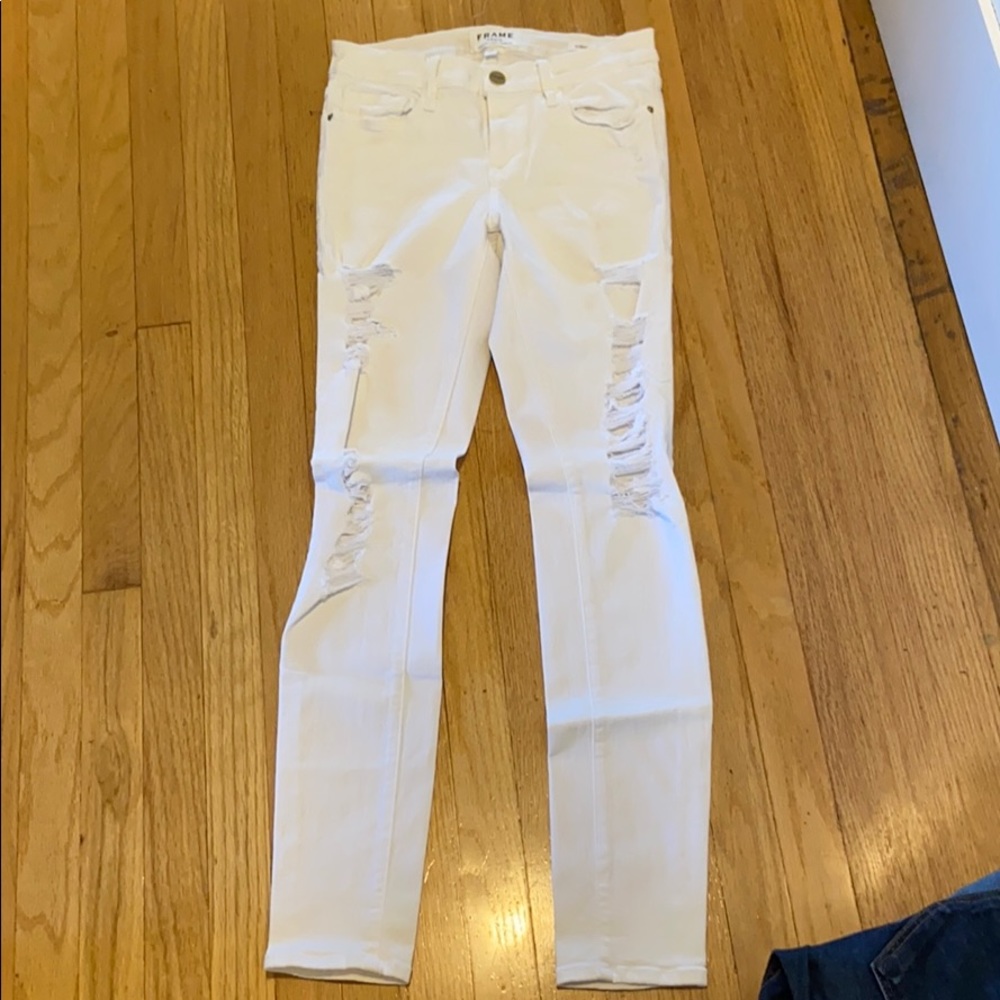 White jean